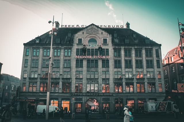 Фото: Med Amine CB / Unsplash Музей мадам Тюссо