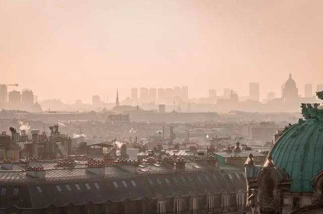 Louis Paulin / Unsplash Панорама Парижа