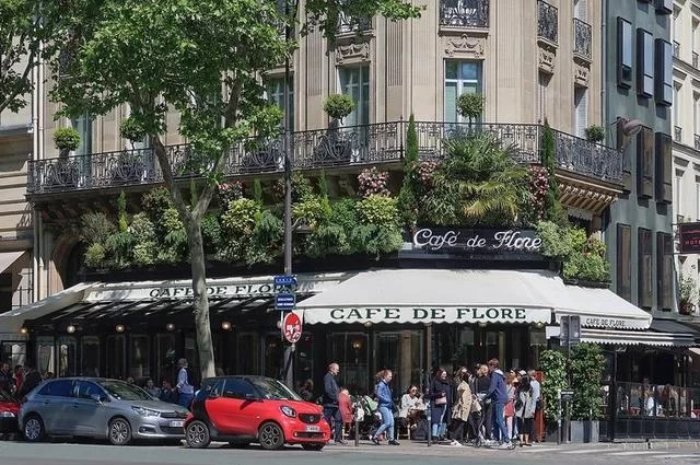 Celette / CC BY-SA 4.0 Cafe de Flore