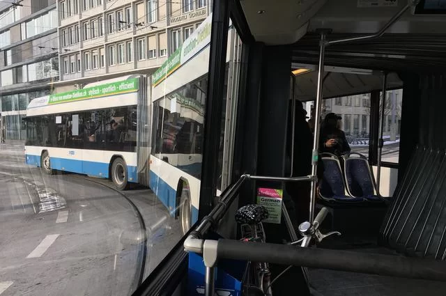 Автобус