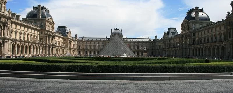 Лувр