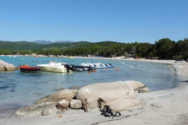 Santa Giulia Beach Пляж Санта- Джулия