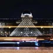 Лувр