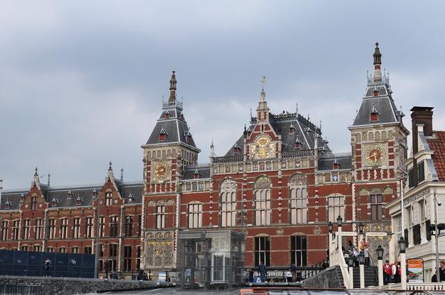 Фото: foto-augenblick / pixabay.com Центральный вокзал Амстердама