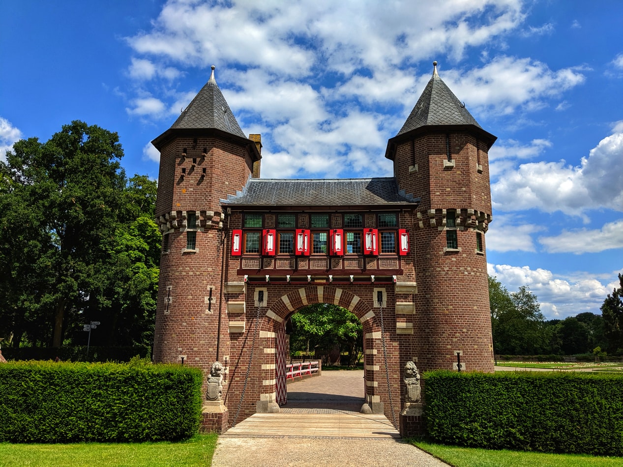 Ворота замка де Хаар
