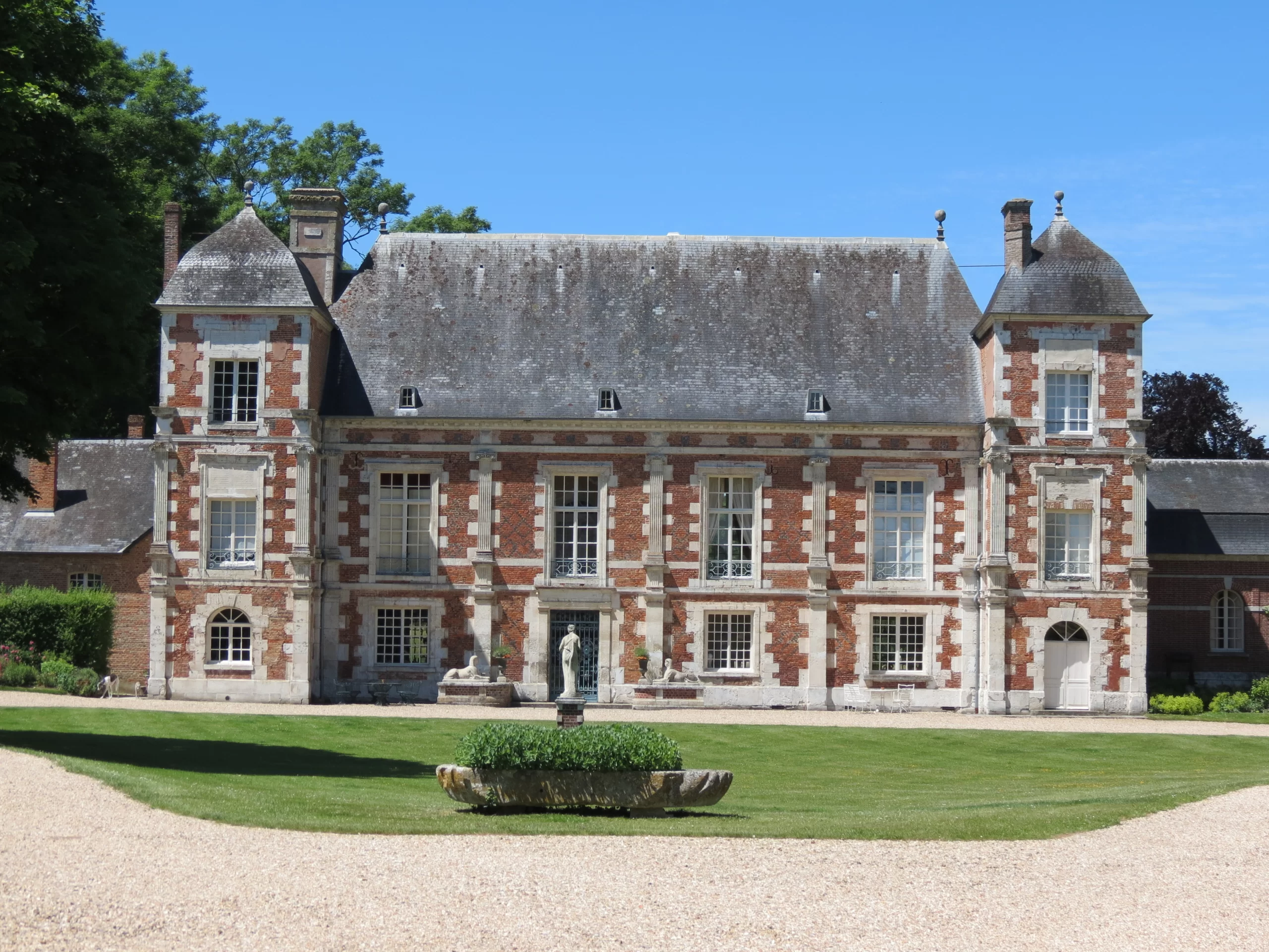 Château de Bonnemare B&B — Esprit de France
