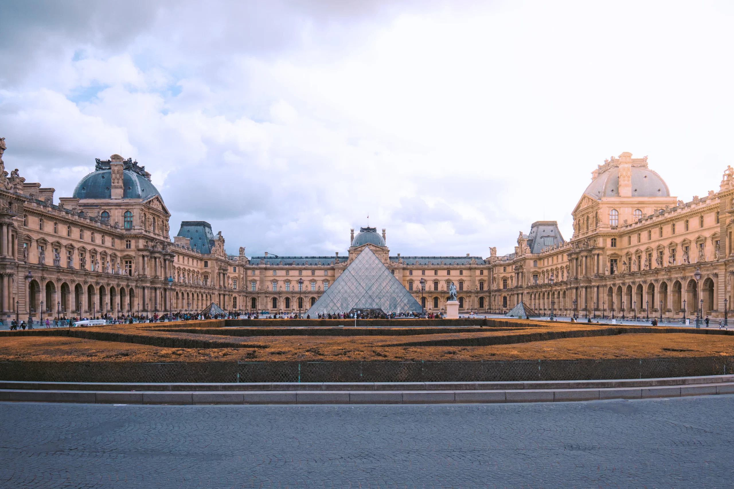 Достопримечательности улицы Риволи - Paris10.Travel