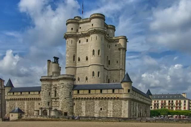 Замок Венсен