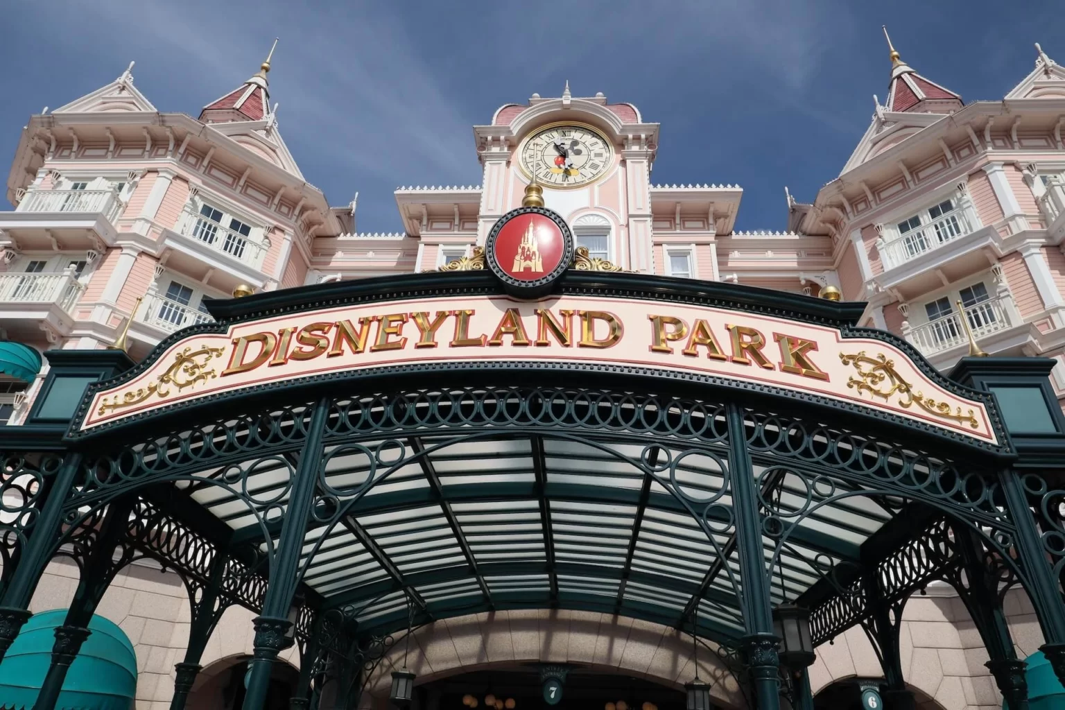 Лучшие отели Диснейленда в Париже