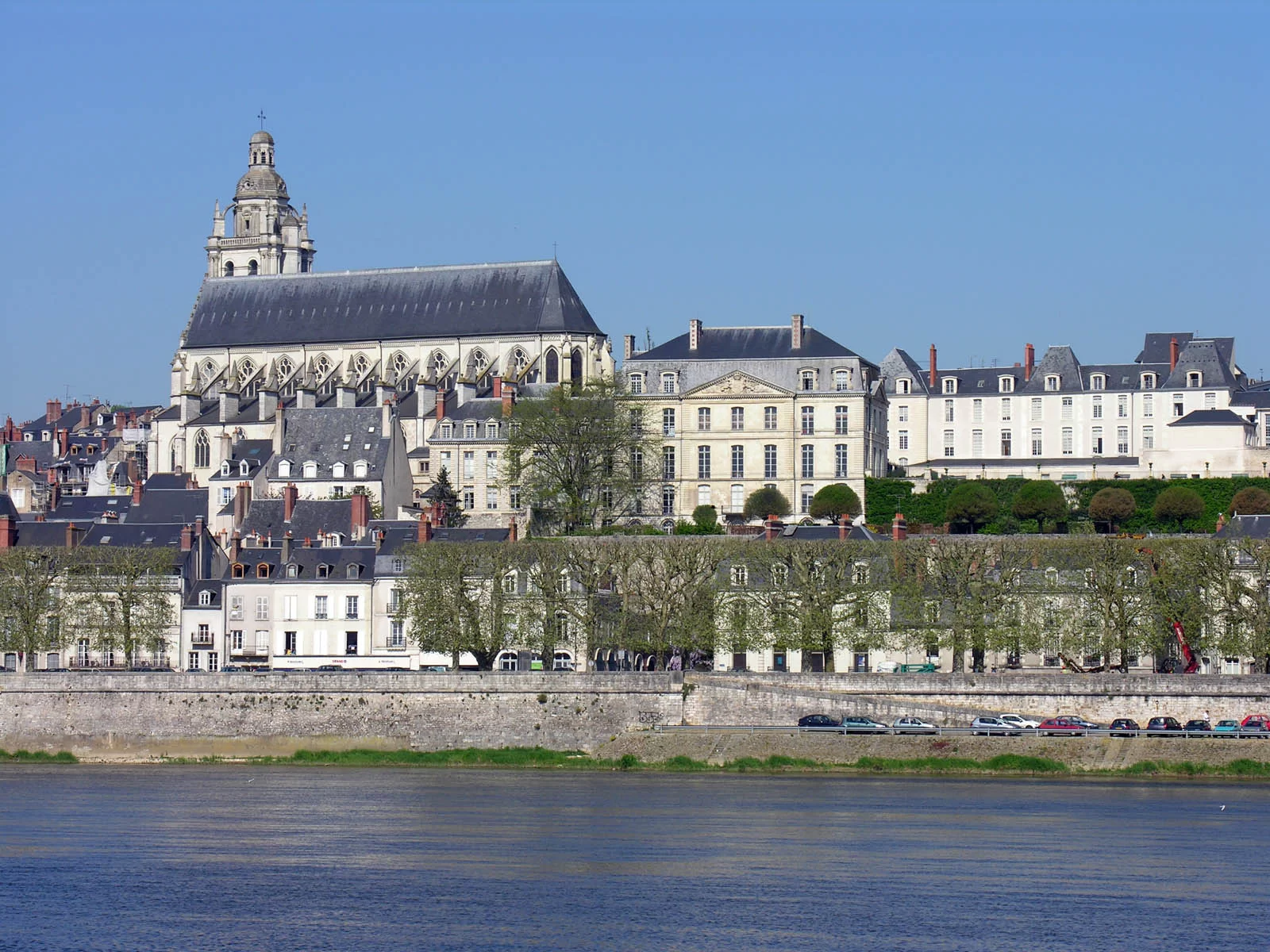 Замок Блуа и другие достопримечательности города - Paris10.Travel