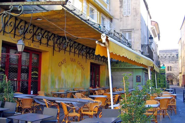 Кафе Ван Гога