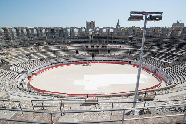 Арена в Арле