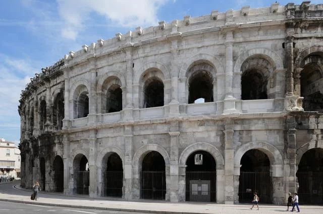 Амфитеатр Нима