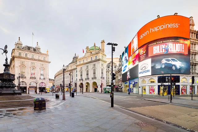 Piccadilly Circus. 2015 год