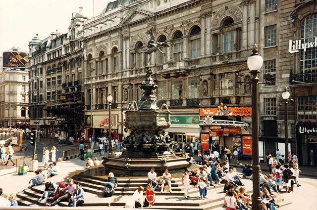 Piccadilly Circus. 1986 год