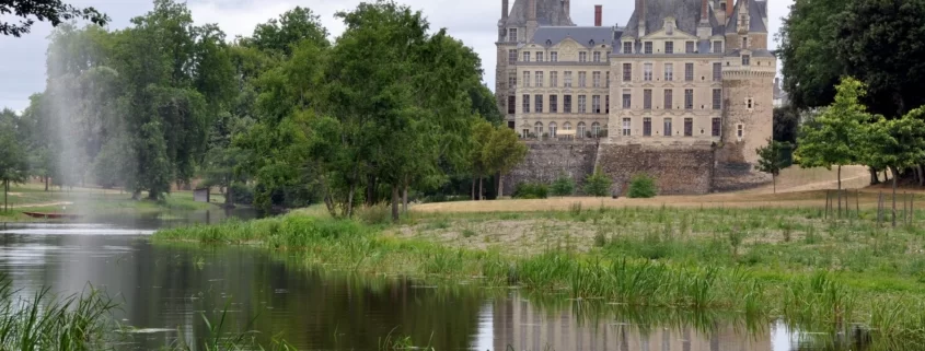 Замок де Бриссак