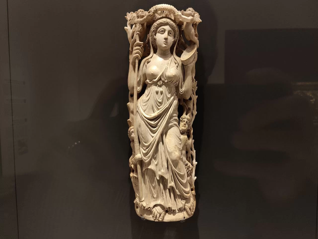 Музей Средневековья в Париже: экспонаты и практическая информация