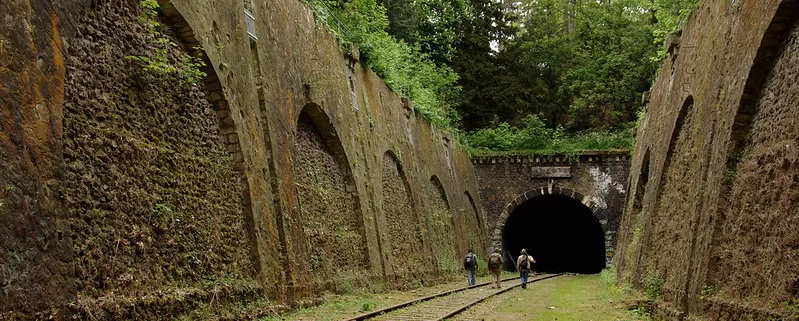 Заброшенная железная дорога