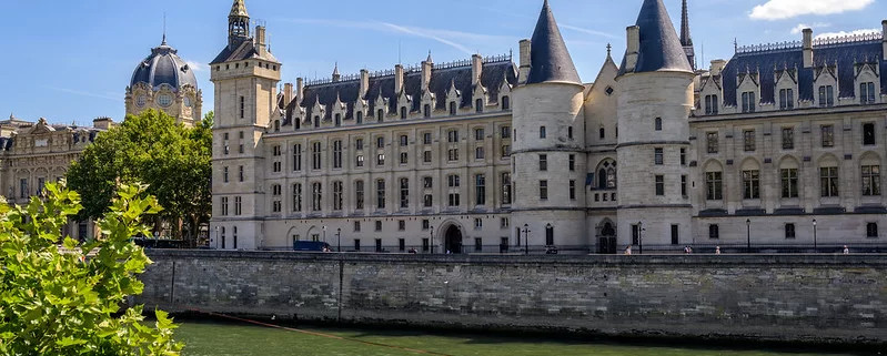 Консьержери