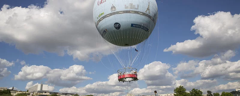 Воздушный шар в Париже