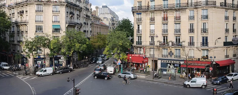 Площадь Балар в 15 округе Парижа