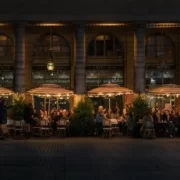 Ужин в Париже