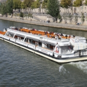 Круиз по Сене