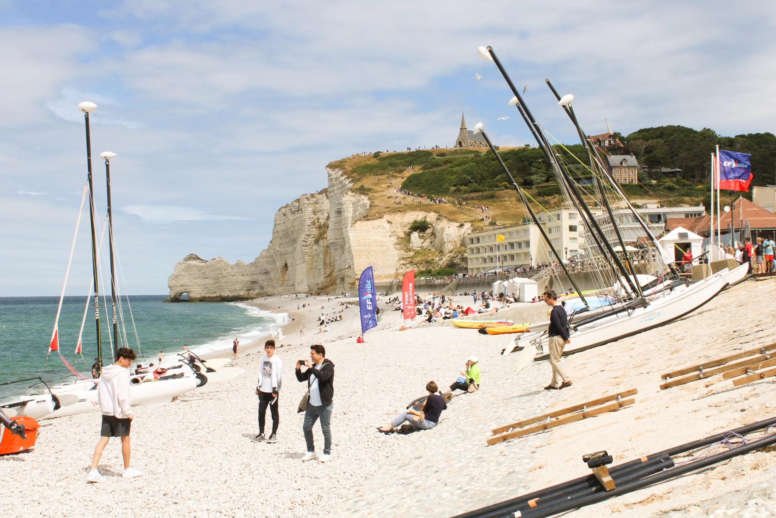Этрета: сады, скалы и другие достопримечательности