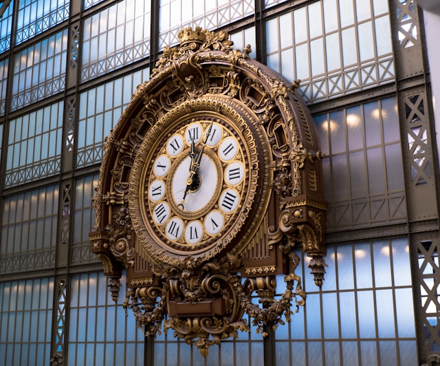 TouringBee: ваш русский аудиогид по мезею Орсе