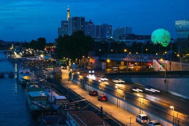 Loic Divad / Unsplash 15 округ