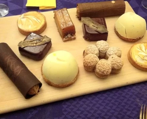 Пирожные в La Pâtisserie des Rêves