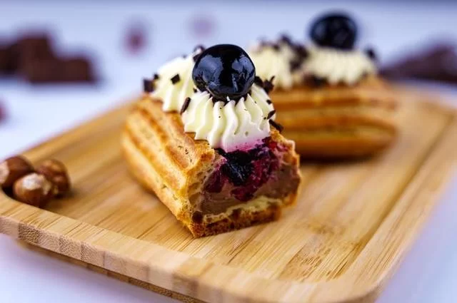 Razvan Mirel / Unsplash Эклер