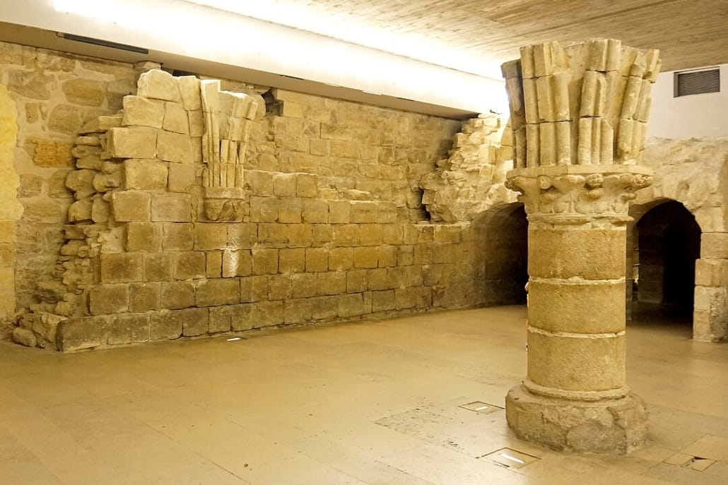 Старый Лувр