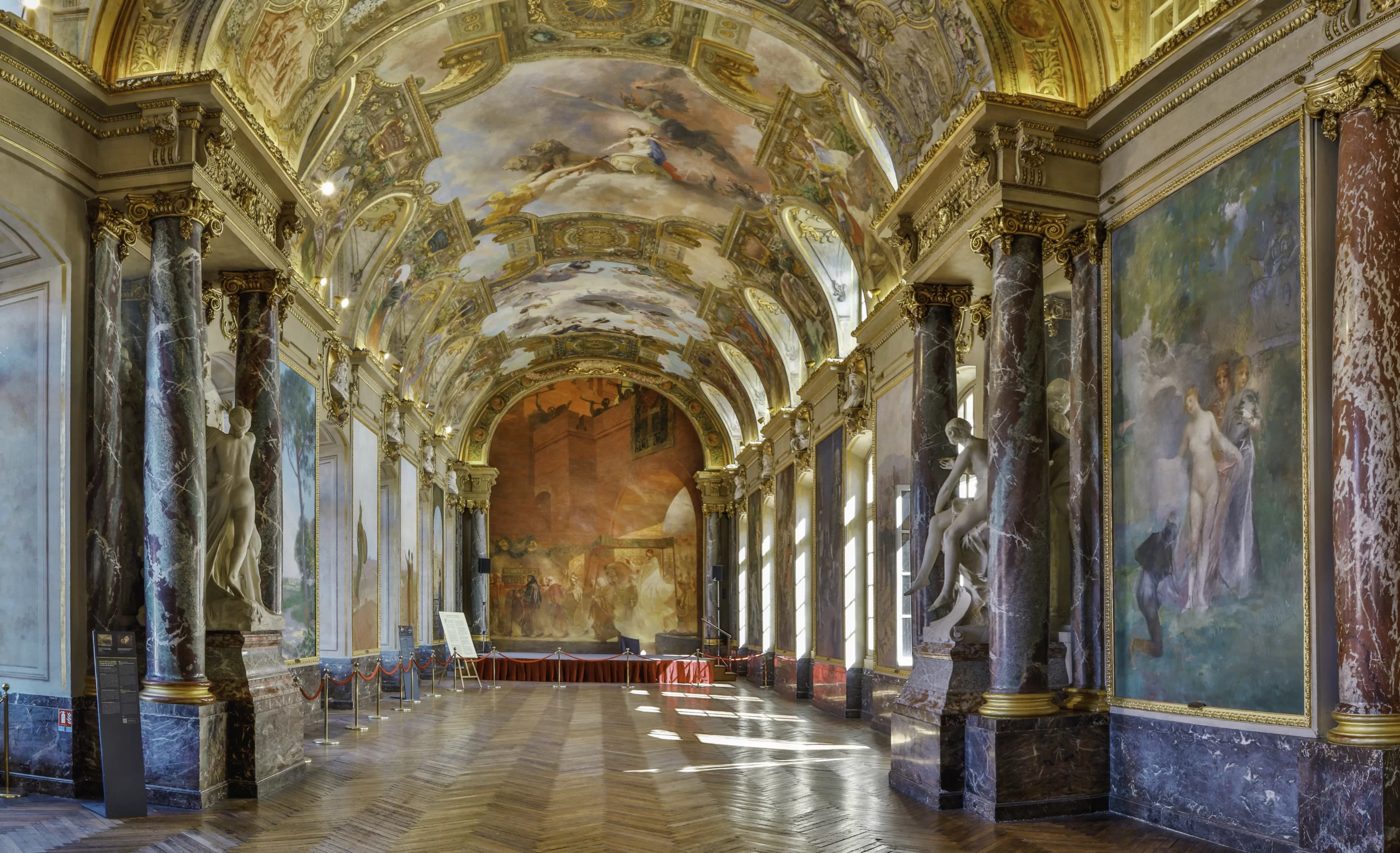 Интерьер Капитолия