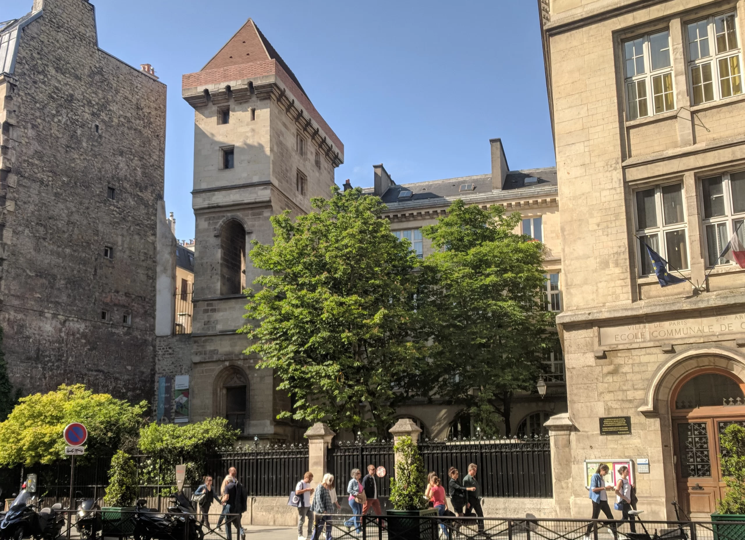 Башня Жан-Сан-Пе