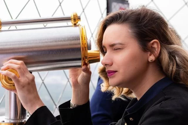 Felipe Salgado / Unsplash На Эйфелевой башне