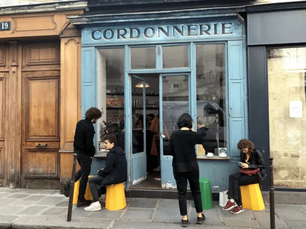 Boot cafe