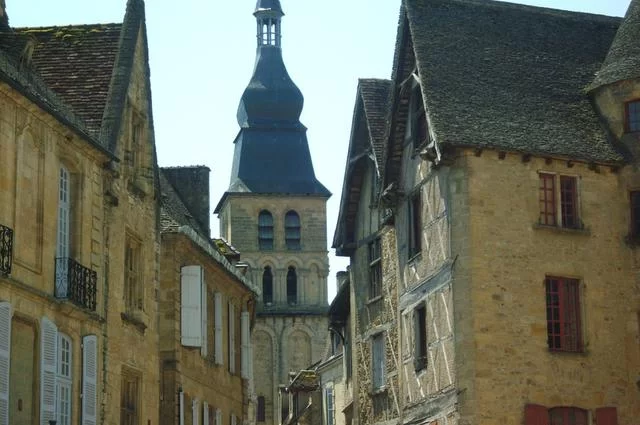 Сарла Сарла