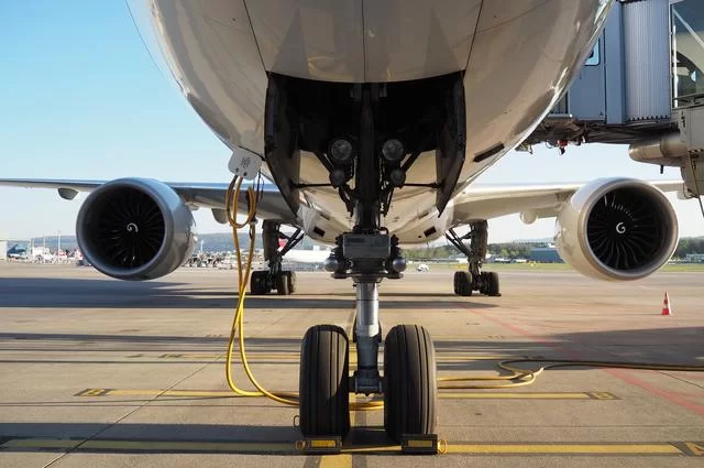 Rafael Drück / Unsplash Самолет