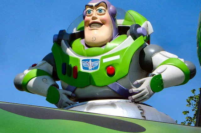 Pixabay Парад в Диснейленде