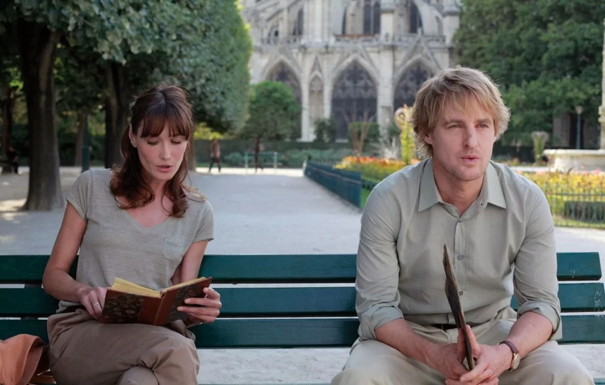 Полночь в Париже