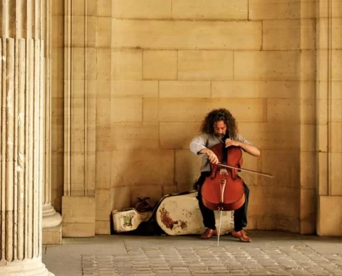 Уличный музыкант