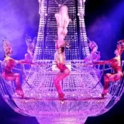 02_CarrouselSpectacle_Lustre_0 Шоу в Лидо