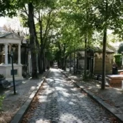 town-paris-village-cottage-cemetery-garden-925572-pxhere Кладбище Пер-Лашез