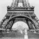 Ретрофото Эйфелевой башни