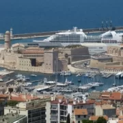 marseille-france-south-of-france-wallpaper-preview Марсель