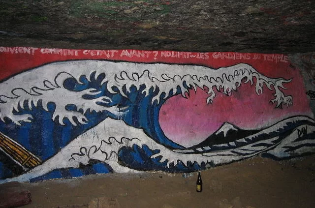 Jerome Bon / Flickr / CC-BY 2.0 Роспись в стиле Хокусая