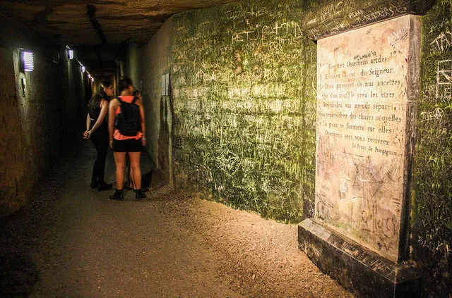 Shadowgate / Flickr / CC-BY 2.0 Туристическая часть катакомб