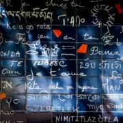 number-paris-wall-advertising-france-love-1165770-pxhere Стена любви