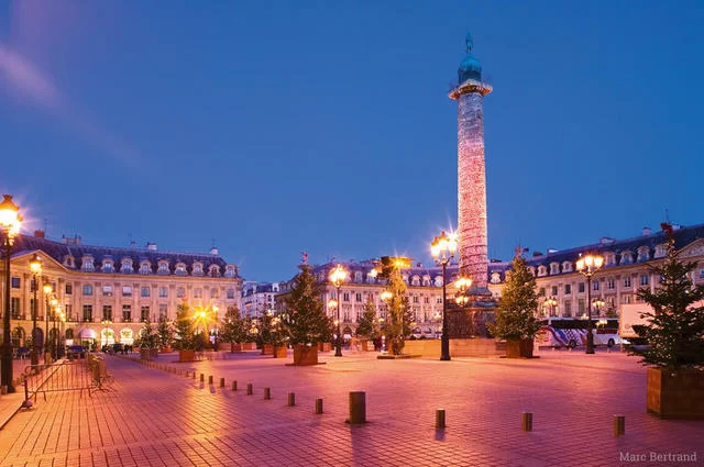 Paris Tourist Office (c) Marc Bertrand Рождественская иллюминация